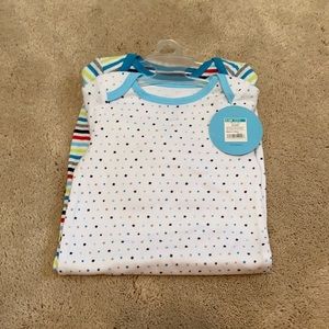 2 pack gown 0-3 months